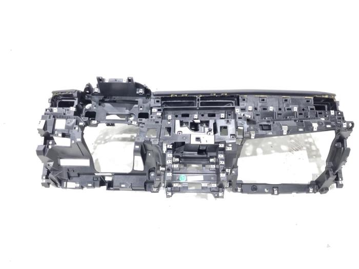 Używane Panel Lynk &amp; Co 01 1.5 PHEV Cena € 849,00 Procedura marży oferowane przez GEJO Revisie & Onderdelen BV