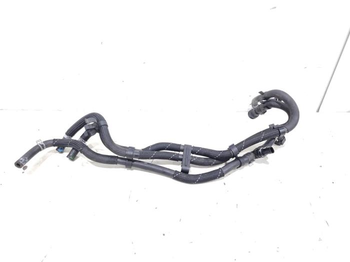 Usagé Conduit de carburant Volkswagen Crafter (SY) 2.0 TDI FWD Prix € 150,00 Règlement à la marge proposé par GEJO Revisie & Onderdelen BV