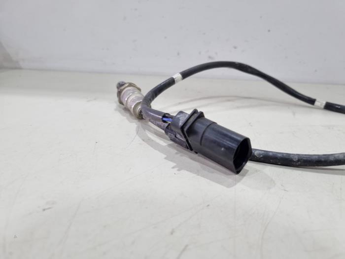 Sonde lambda d'un Volkswagen Transporter/Caravelle T6 2.0 TDI 150 4Motion 2020