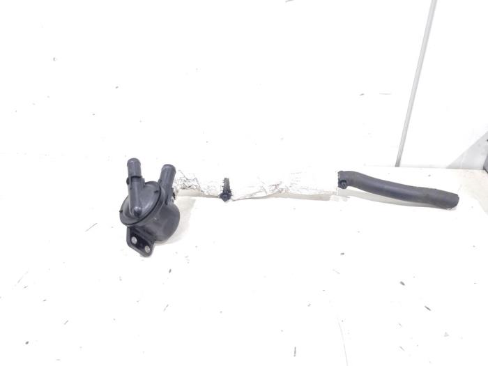 Begagnade Extra vattenpump Lynk &amp; Co 01 1.5 PHEV Pris € 48,00 Marginaltabell erbjuds av GEJO Revisie & Onderdelen BV