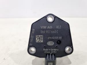 Ölstandsensor van een Audi A1 Sportback (GBA) 1.0 25 TFSI 12V 2022