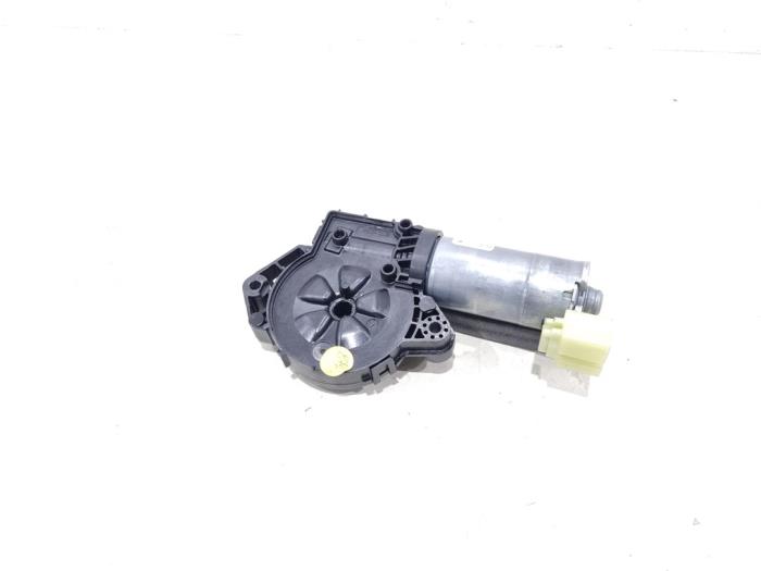 Sunroof motor