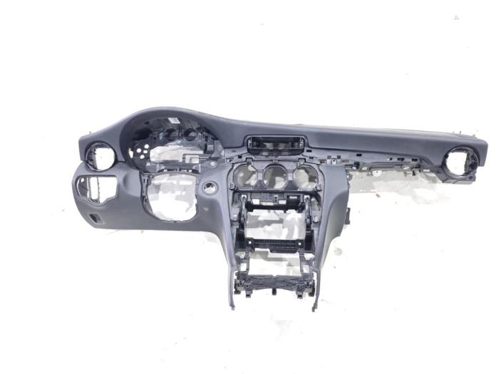 Używane Panel Mercedes C Estate (S205) C-220d 2.0 Turbo 16V Cena € 240,00 Procedura marży oferowane przez GEJO Revisie & Onderdelen BV