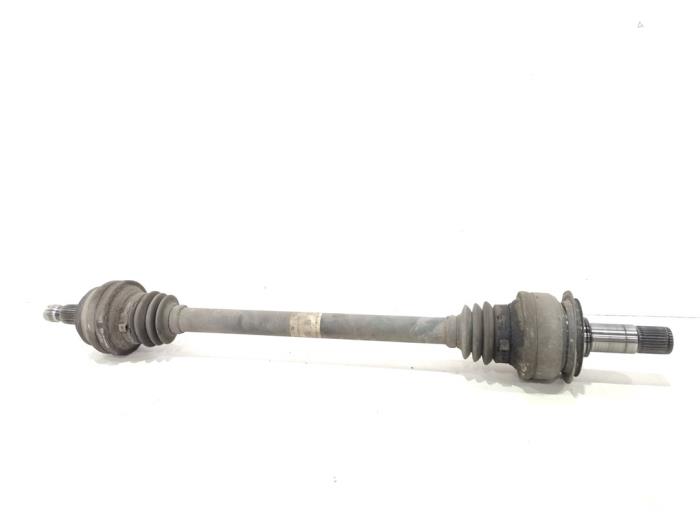 Gebrauchte Antriebswelle links hinten Mercedes C Estate (S205) C-220d 2.0 Turbo 16V Preis € 50,00 Margenregelung angeboten von GEJO Revisie & Onderdelen BV