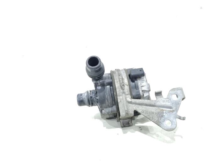 Begagnade Vattenpump Mercedes C Estate (S205) C-220d 2.0 Turbo 16V Pris € 30,00 Marginaltabell erbjuds av GEJO Revisie & Onderdelen BV