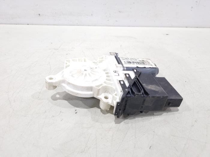 Door window regulator motor