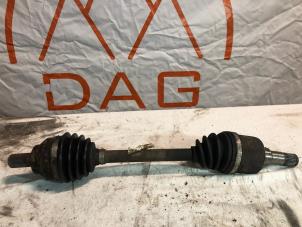 Used Front drive shaft, left Ford Focus 2 1.6 16V Price € 45,00 Margin scheme offered by DagParts