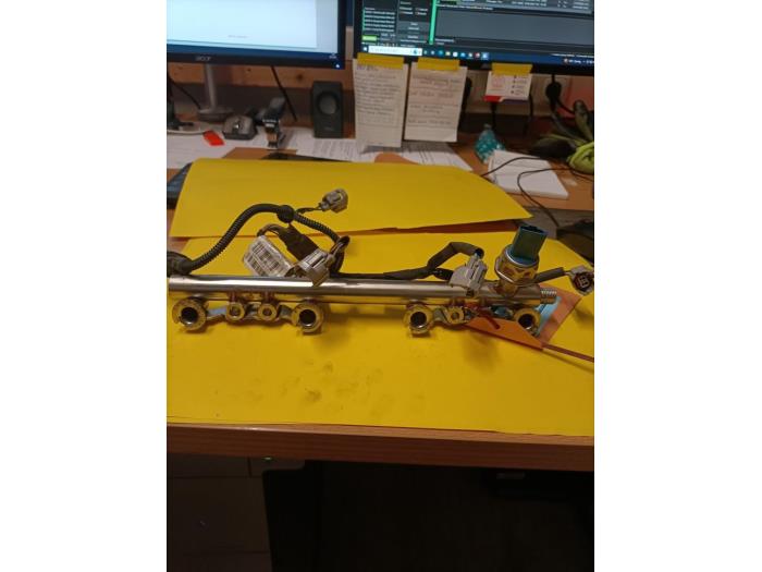 Usagé Système d'injection Renault Megane IV (RFBB) 1.2 Energy TCE 100 Prix € 75,00 Règlement à la marge proposé par Dag Parts