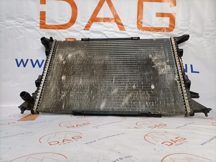 Usagé Radiateur Audi A4 (B8) 2.0 TDI 16V Prix € 40,00 Règlement à la marge proposé par Dag Parts