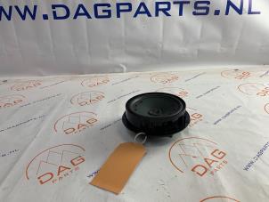 Used Speaker Volkswagen Golf VII (AUA) 2.0 GTI 16V Performance Package Price € 14,90 Margin scheme offered by DagParts