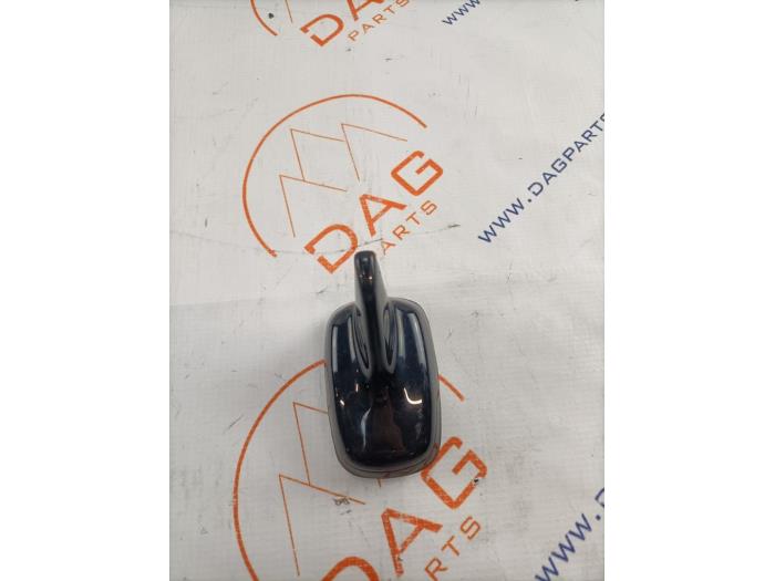 Używane Antena Volkswagen Golf VII (AUA) 1.6 TDI 16V Cena € 18,00 Procedura marży oferowane przez Dag Parts