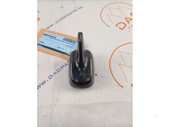 Używane Antena Volkswagen Passat Variant (3G5) 1.4 TSI GTE 16V Cena € 28,00 Procedura marży oferowane przez Dag Parts