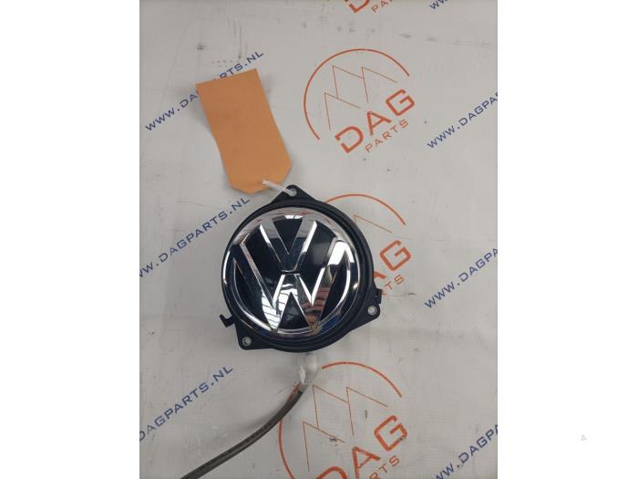 Poignée hayon d'un Volkswagen Golf VII Variant (AUVV) 1.0 TSI 12V BlueMotion Technology 2020