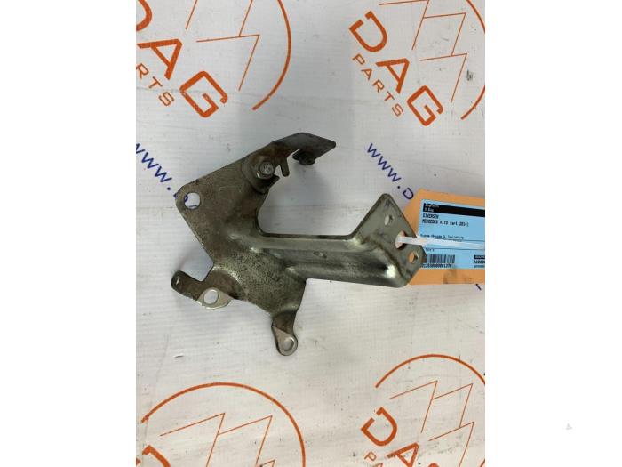 Usagé Divers Mercedes Vito (639.7) 3.0 122 CDI V6 24V Prix € 10,00 Règlement à la marge proposé par Dag Parts