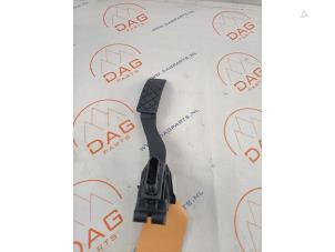 Used Accelerator pedal Volkswagen Touran (5T1) 1.4 TSI Price € 25,00 Margin scheme offered by DagParts