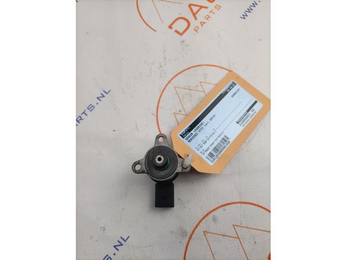 Begagnade Sensor (övriga) Mercedes Vito (639.7) 3.0 122 CDI V6 24V Pris € 30,00 Marginaltabell erbjuds av Dag Parts