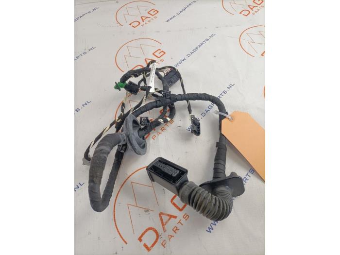 Begagnade Kablage Volkswagen T-Roc I 1.5 TSI Evo BMT 16V Pris € 30,00 Marginaltabell erbjuds av Dag Parts