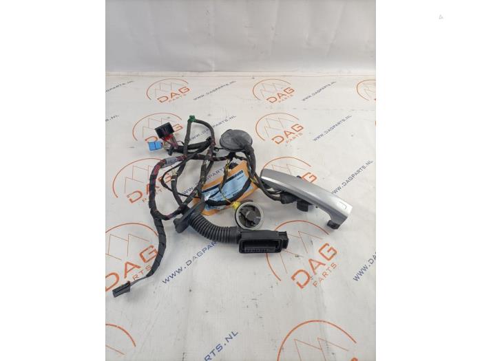 Begagnade Kablage Audi A3 Sportback (8VA/8VF) 1.4 TFSI 16V e-tron Pris € 40,00 Marginaltabell erbjuds av Dag Parts