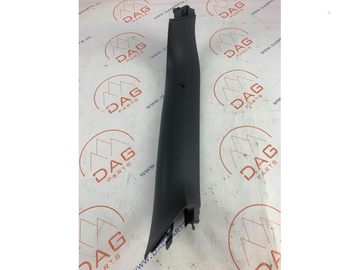 Begagnade Dekorstripe Volkswagen Golf VII (AUA) 1.4 TSI 16V Pris € 15,00 Marginaltabell erbjuds av Dag Parts