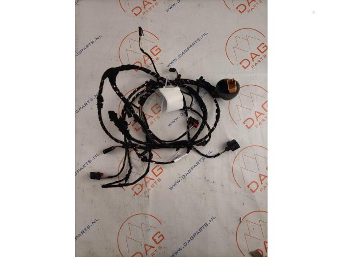 Begagnade Kablage Volkswagen Touran (5T1) 2.0 TDI 190 Pris € 35,00 Marginaltabell erbjuds av Dag Parts