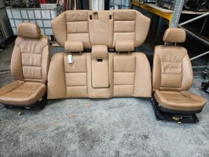Używane Fotele + kanapa (kompletne) BMW 5 serie (E60) 535Xi 32V Cena € 400,00 Procedura marży oferowane przez DagParts