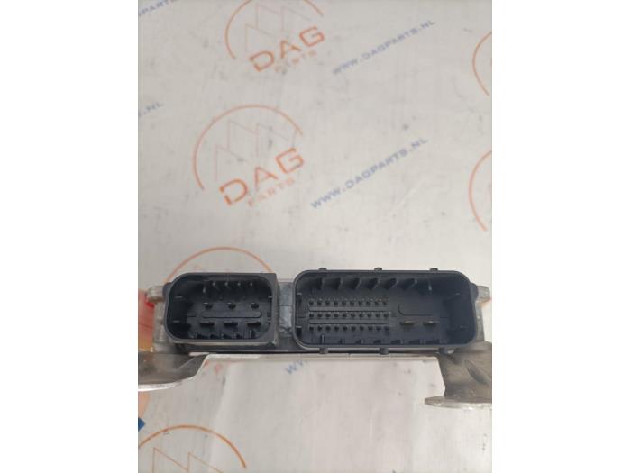Usagé Ordinateur divers BMW 3 serie (E93) 335i 24V Prix € 250,00 Règlement à la marge proposé par Dag Parts