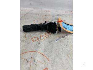 Used Indicator switch Nissan Qashqai (J10) 2.0 dCi Price € 25,00 Margin scheme offered by DagParts