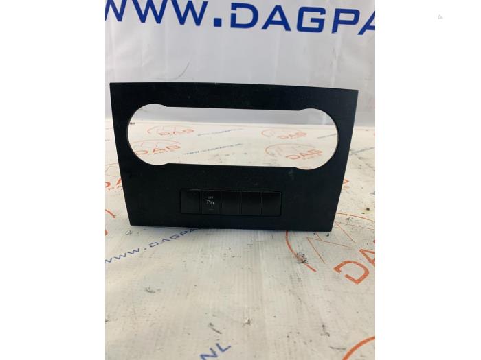 Used Computer, miscellaneous Mercedes B (W245) 2.0 B-180 CDI 16V Price € 50,00 Margin scheme offered by Dag Parts