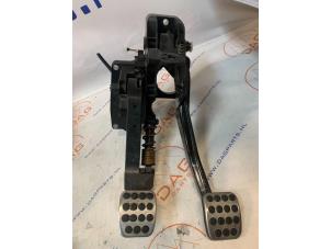Used Brake pedal Mercedes B (W245,242) 2.0 B-180 CDI 16V Price € 50,00 Margin scheme offered by DagParts