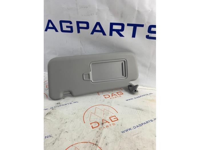 Begagnade Solskydd Hyundai Kona (OS) 64 kWh Pris € 30,00 Marginaltabell erbjuds av Dag Parts