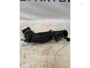 Used Air intake hose Audi A4 (B8) 2.0 TFSI 16V Price € 40,00 Margin scheme offered by DagParts