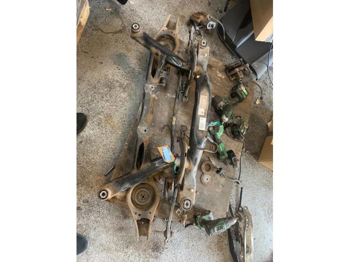 Usados Subchasis Volkswagen Tiguan (5N1/2) 2.0 TDI 16V 4Motion Precio € 70,00 Norma de margen ofrecido por Dag Parts