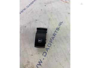 Used Electric window switch Volkswagen Tiguan (5N1/2) 2.0 TDI 16V 4Motion Price € 15,00 Margin scheme offered by DagParts