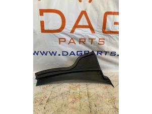 Used Cowl top grille Volkswagen Tiguan (5N1/2) 2.0 TDI 16V 4Motion Price € 15,00 Margin scheme offered by DagParts