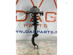 Used Front shock absorber rod, right Audi Q5 (8RB) 2.0 TDI 16V Price € 95,00 Margin scheme offered by DagParts