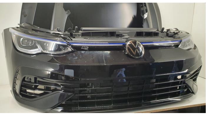 Face avant d'un Volkswagen Golf VIII (CD1) 2.0 TSI R 16V 4Motion 2022