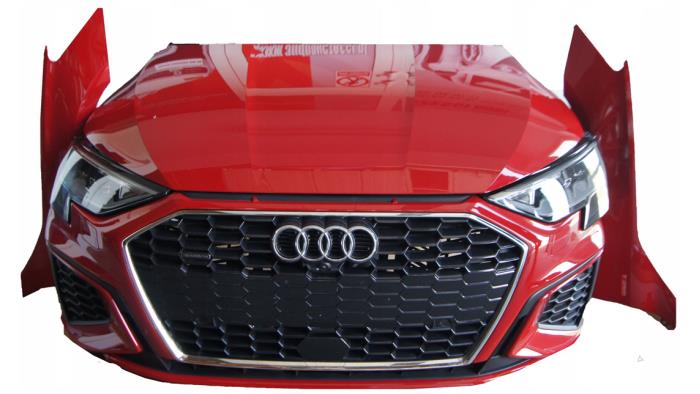 Używane Przód kompletny Audi A3 Sportback (8YA) 1.5 35 TFSI 16V Cena € 6.000,00 Procedura marży oferowane przez Dag Parts