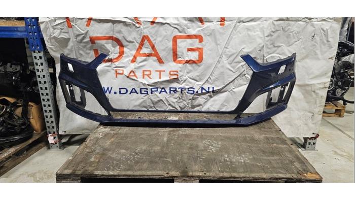 Usados Parachoques Audi A5 Sportback (8TA) 2.0 TFSI 16V Precio € 200,00 Norma de margen ofrecido por Dag Parts