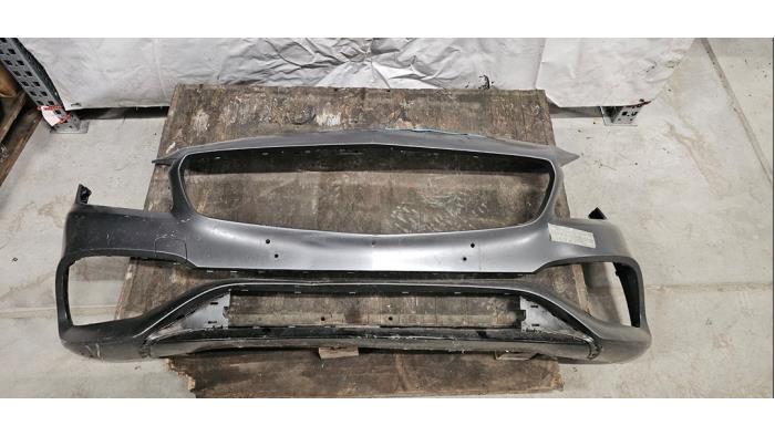 Usados Parachoques Mercedes A-Klasse AMG (W176) 2.0 A-45 AMG Turbo 16V 4-Matic Precio € 363,00 IVA incluido ofrecido por Dag Parts