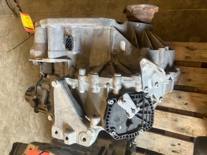 Gearbox Volkswagen Polo VI 1.0 TSI 12V - CHZL SST - DVZ Carparts