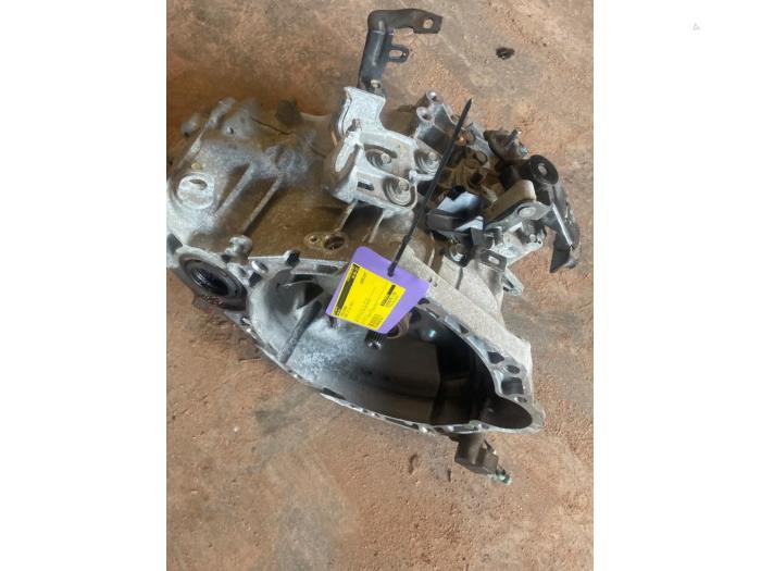 Usagé Boîte de vitesse Hyundai i30 (GDHB5) 1.4 16V Prix € 350,00 Règlement à la marge proposé par DVZ Carparts