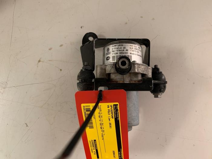 Begagnade Boosterpump Volkswagen Polo VI (AW1) 1.0 TSI 12V Pris € 14,94 Marginaltabell erbjuds av DVZ Carparts