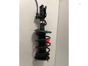 Used Front shock absorber, right Toyota Auris Touring Sports (E18) 1.8 16V Hybrid Price € 60,00 Margin scheme offered by DVZ Carparts