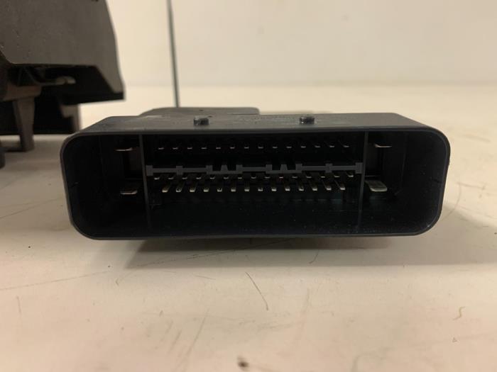 Used Computer height control Audi RSQ3 Price € 38,99 Margin scheme offered by DVZ Carparts
