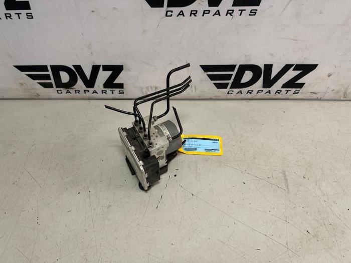 Usagé Bloc ABS Audi RS 3 Sportback (8VA/8VF) 2.5 TFSI 20V Quattro Prix € 300,00 Règlement à la marge proposé par DVZ Carparts