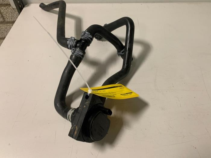 Begagnade Vattenpump Volkswagen Golf VII (AUA) e-Golf Pris € 39,99 Marginaltabell erbjuds av DVZ Carparts