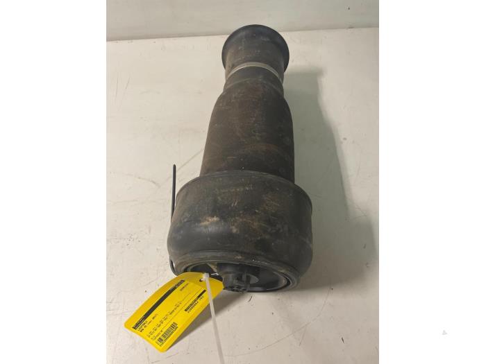 Begagnade Luftfjäder BMW X5 (F15) xDrive 40e 2.0 Pris € 199,00 Marginaltabell erbjuds av DVZ Carparts