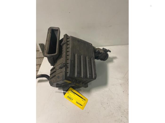 Gebrauchte Luftfiltergehäuse Audi A3 Sportback (8VA/8VF) 1.6 TDI 16V Preis € 50,00 Margenregelung angeboten von DVZ Carparts