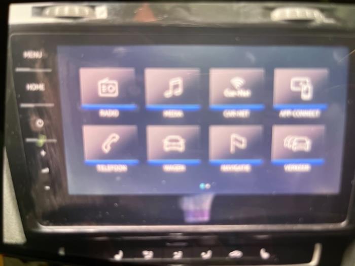 Navigation display from a Volkswagen Golf VII (AUA) 2.0 R 4Motion 16V 2018