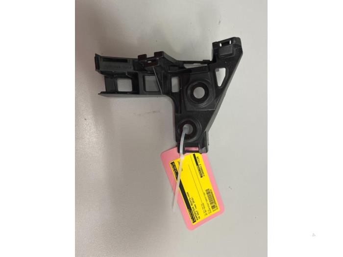 Front bumper bracket, right from a Volkswagen Golf VII (AUA) 2.0 R 4Motion 16V 2018